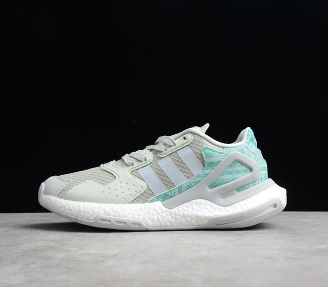 Day Jogger Boost FW4539 adidas Day Jogger 36 36.5 37 38 38.5 39 40 40.5 41 42 4
