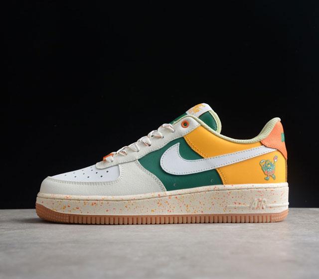 Air Force 1 07 # DQ5085-111 SIZE 36 36.5 37.5 38 38.5 39 40 40.5 41 42 42.5 43