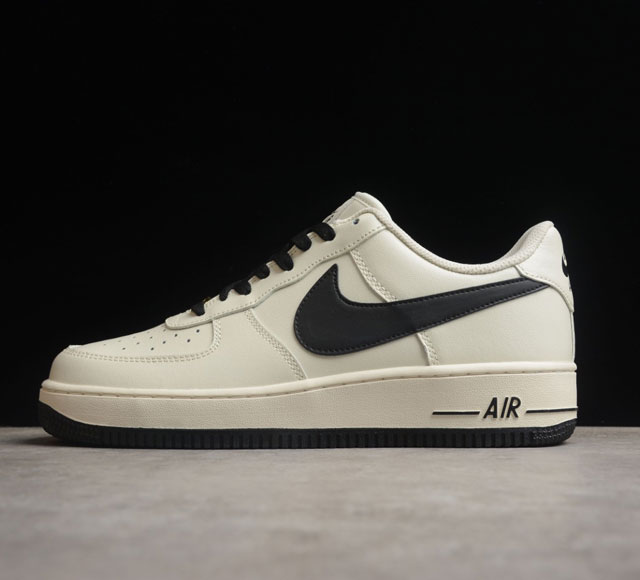 NK Air Force 1 # # SP0758-023 SIZE 36 36.5 37.5 38 38.5 39 40 40.5 41 42 42.5 4
