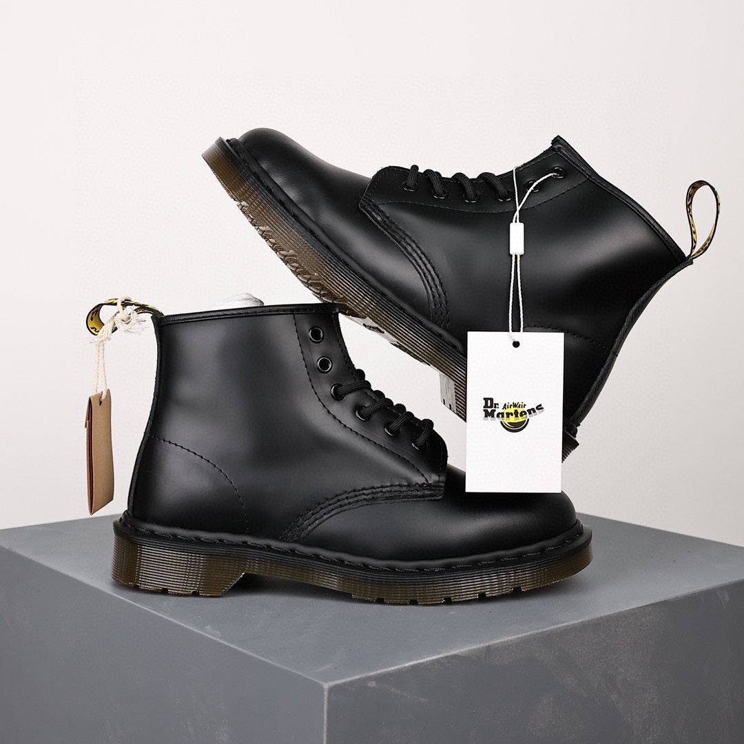 Dr.Martens 9